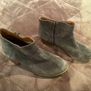 LUCKY BRAND Gray Suede Ankle Boots